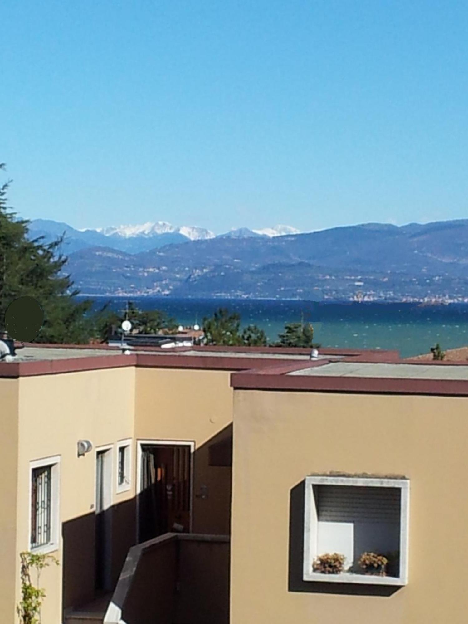 Residence La Madonnina Peschiera del Garda Quarto foto